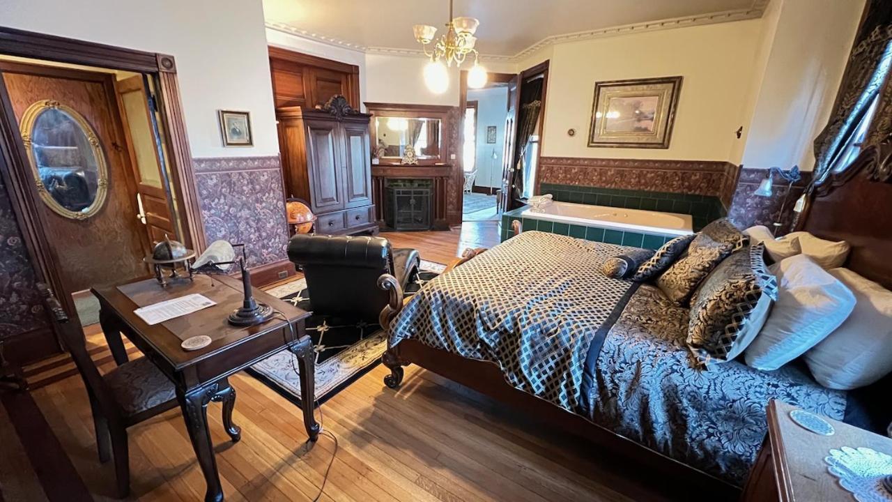 The Hancock House Bed & Breakfast Inn Dubuque Ngoại thất bức ảnh